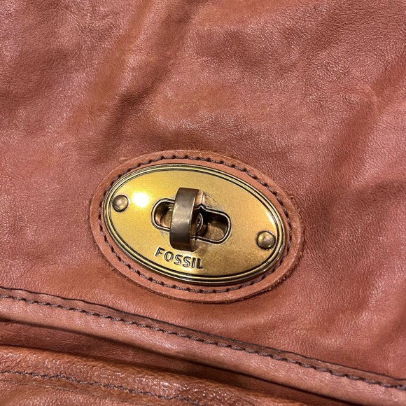 AUTHENTIC FOSSIL GENUINE SOFT PEBBLED LEATHER CROSSBODY SATCHEL WITH KEY - Picture 14 of 14